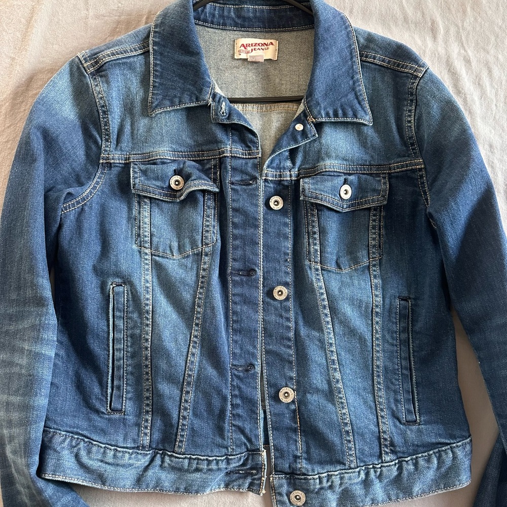 Lucky brand jean jacket size large